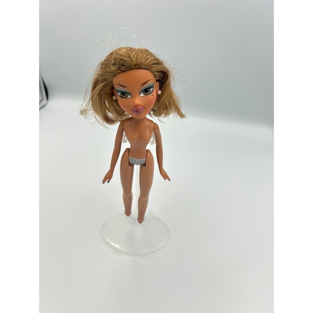 Bratz Play Sportz Fitness fashion Yasmin